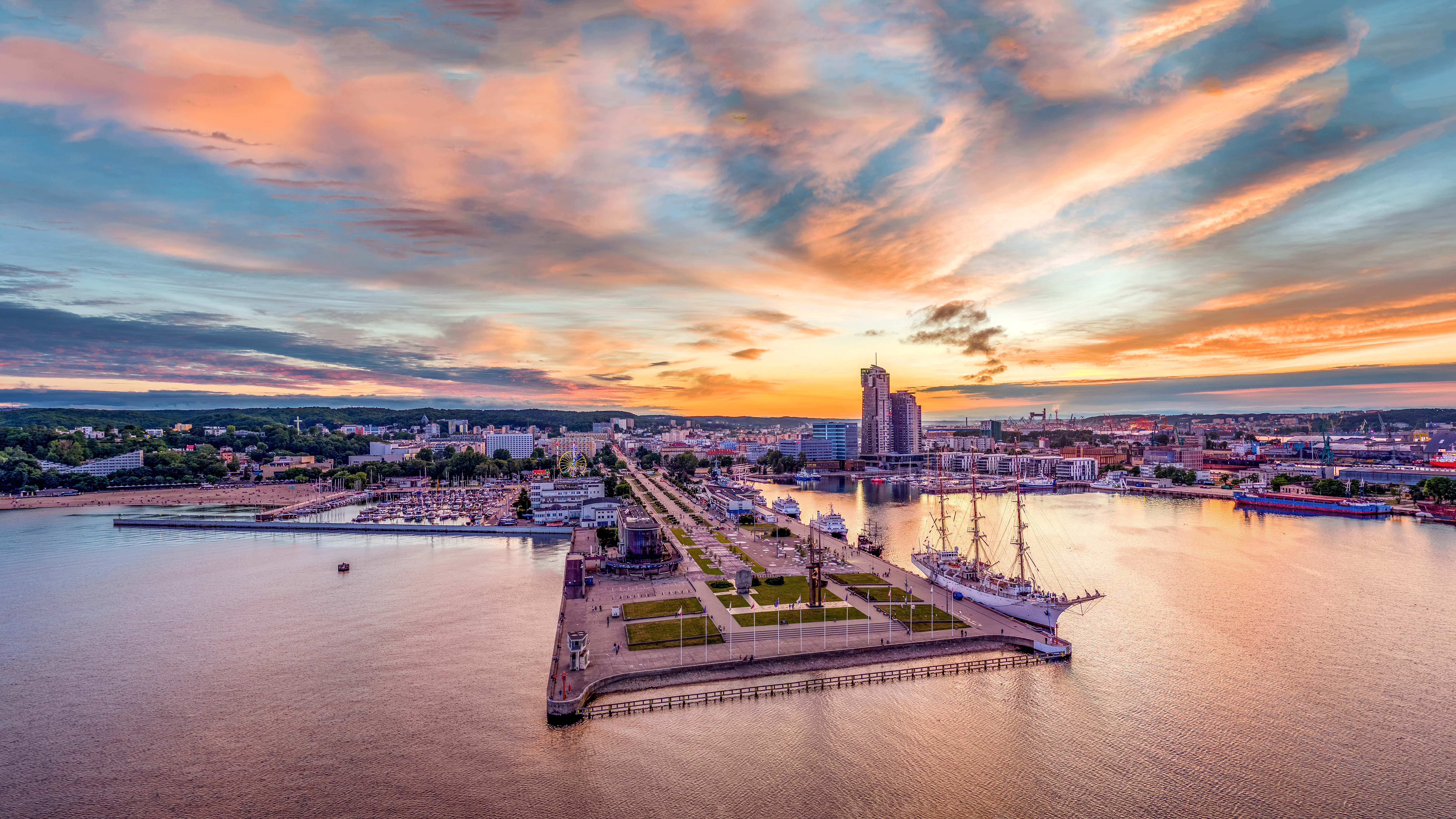 Gdynia, photo J. Plichta